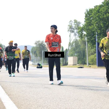Runner Photo 6945516