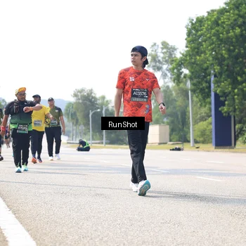 Runner Photo 6945518