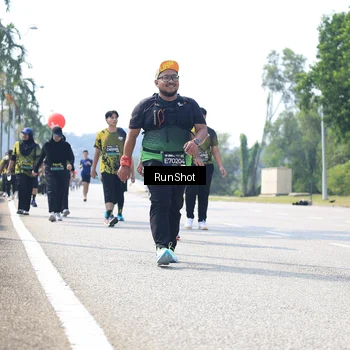 Runner Photo 6945525