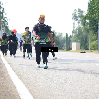 Runner Photo 6945528