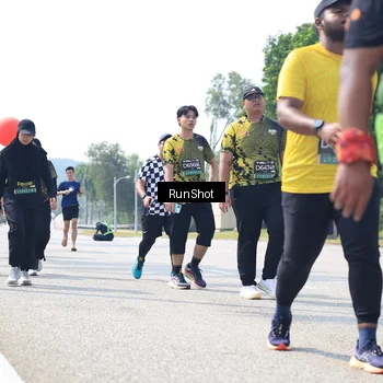 Runner Photo 6945565