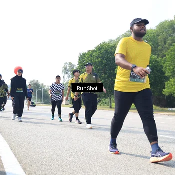 Runner Photo 6945573