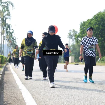 Runner Photo 6945593