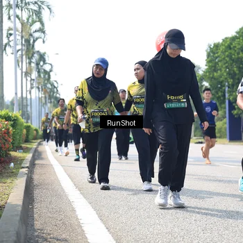 Runner Photo 6945602