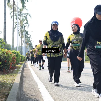 Runner Photo 6945611