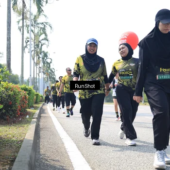 Runner Photo 6945613