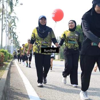 Runner Photo 6945621