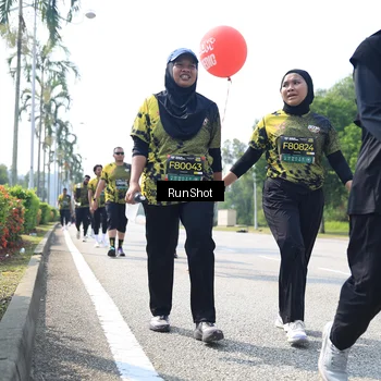 Runner Photo 6945623