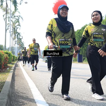 Runner Photo 6945626