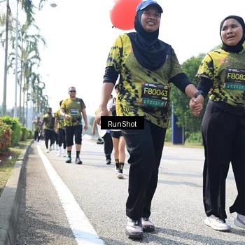 Runner Photo 6945627