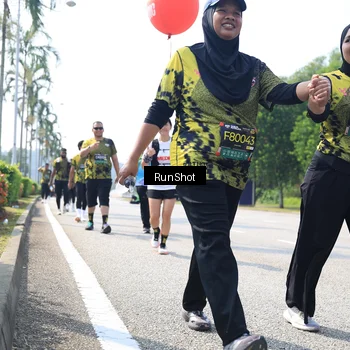 Runner Photo 6945630