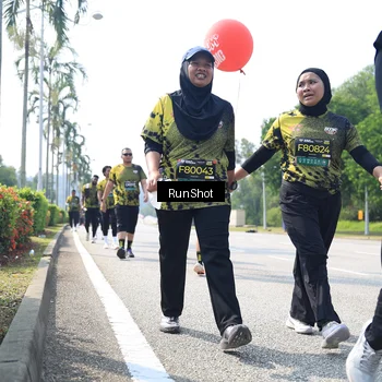 Runner Photo 6945633
