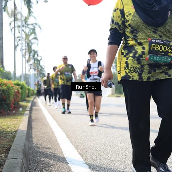 Runner Photo 6945635