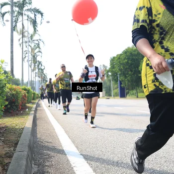 Runner Photo 6945637