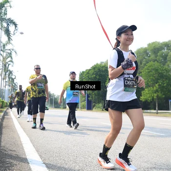 Runner Photo 6945652