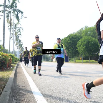 Runner Photo 6945655