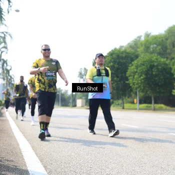 Runner Photo 6945660