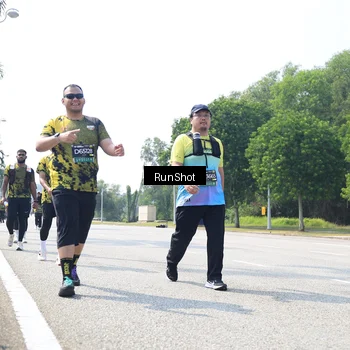 Runner Photo 6945664