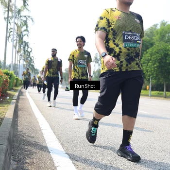 Runner Photo 6945681