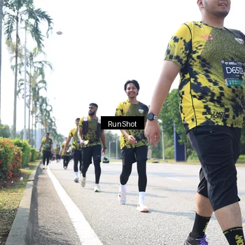 Runner Photo 6945685