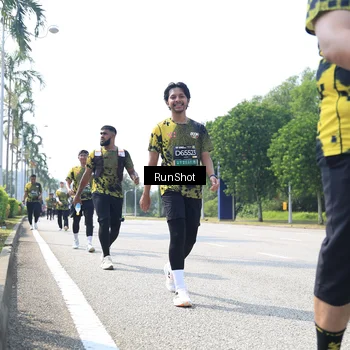 Runner Photo 6945691