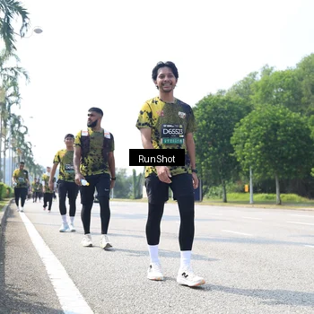 Runner Photo 6945695