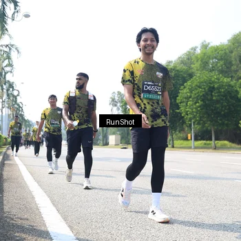 Runner Photo 6945699