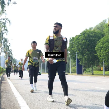 Runner Photo 6945708