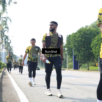 Runner Photo 6945709