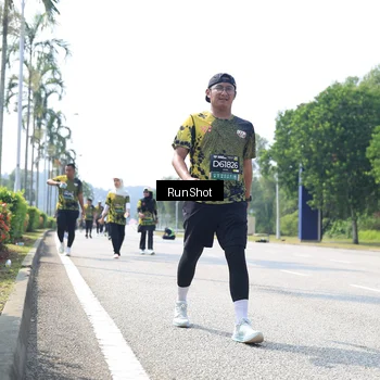 Runner Photo 6945723