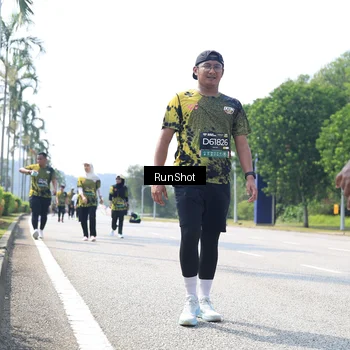 Runner Photo 6945726