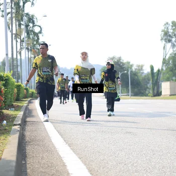 Runner Photo 6945741