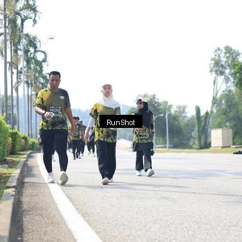 Runner Photo 6945745