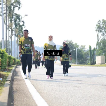 Runner Photo 6945753