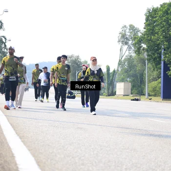 Runner Photo 6945768