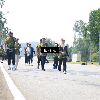 Runner Photo 6945772