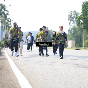 Runner Photo 6945774