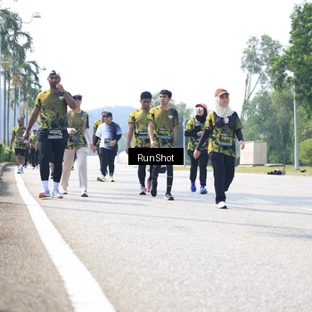 Runner Photo 6945776