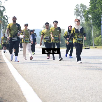 Runner Photo 6945782