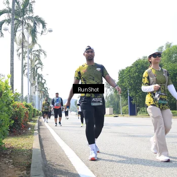 Runner Photo 6945822