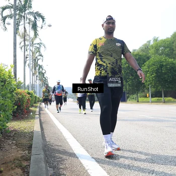 Runner Photo 6945827