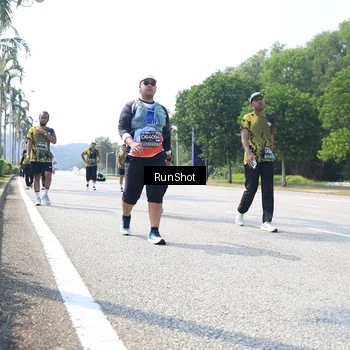 Runner Photo 6945864