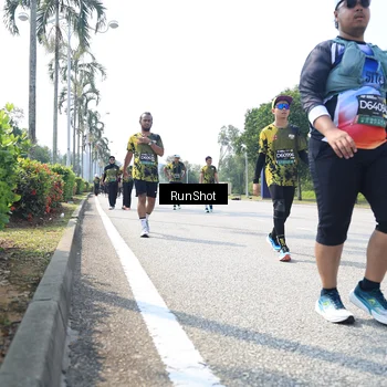Runner Photo 6945872