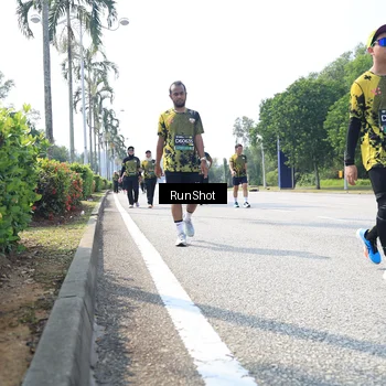 Runner Photo 6945877
