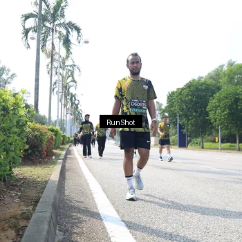 Runner Photo 6945884