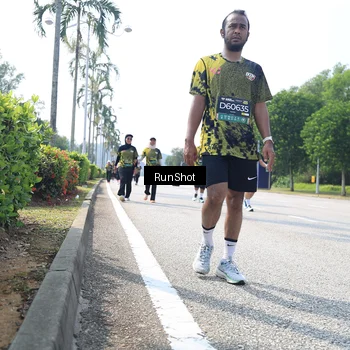 Runner Photo 6945888