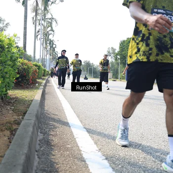 Runner Photo 6945890