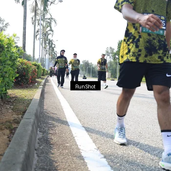 Runner Photo 6945894