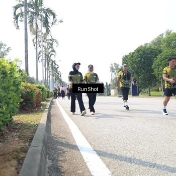 Runner Photo 6945897
