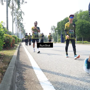 Runner Photo 6945901